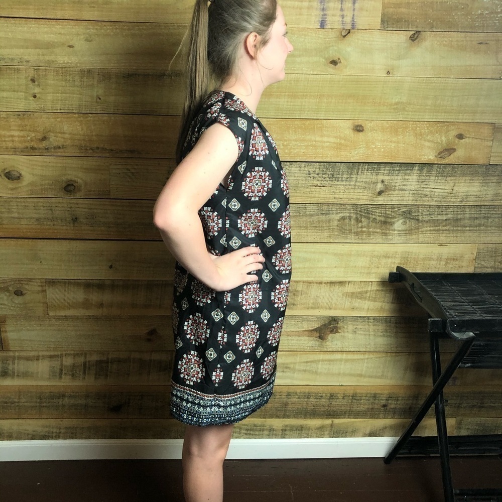 Freeway, dress - Picture 8 of 12
